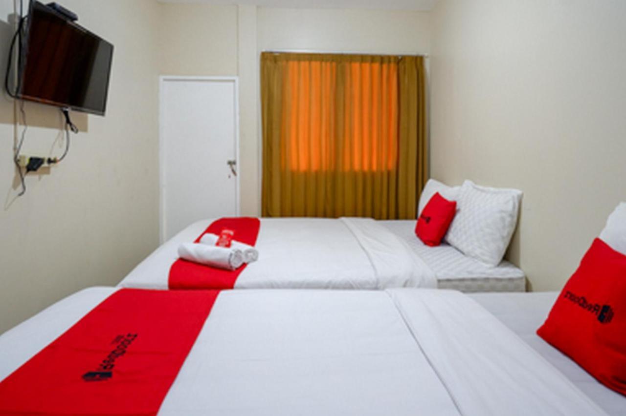 Hotel Reddoorz Near Rsud Kudus Extérieur photo